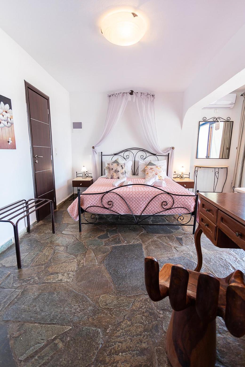 Vassilia On The Beach Serifos Livadakia Екстериор снимка