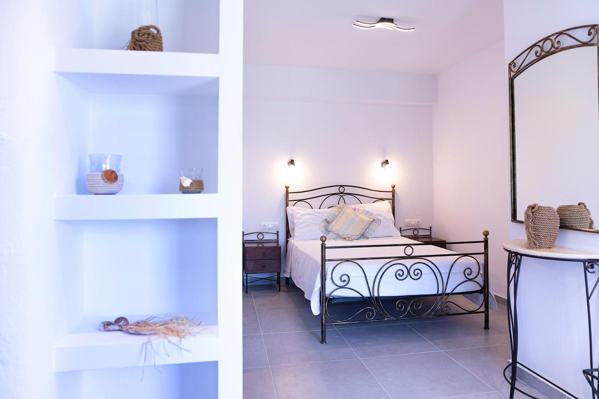 Vassilia On The Beach Serifos Livadakia Екстериор снимка