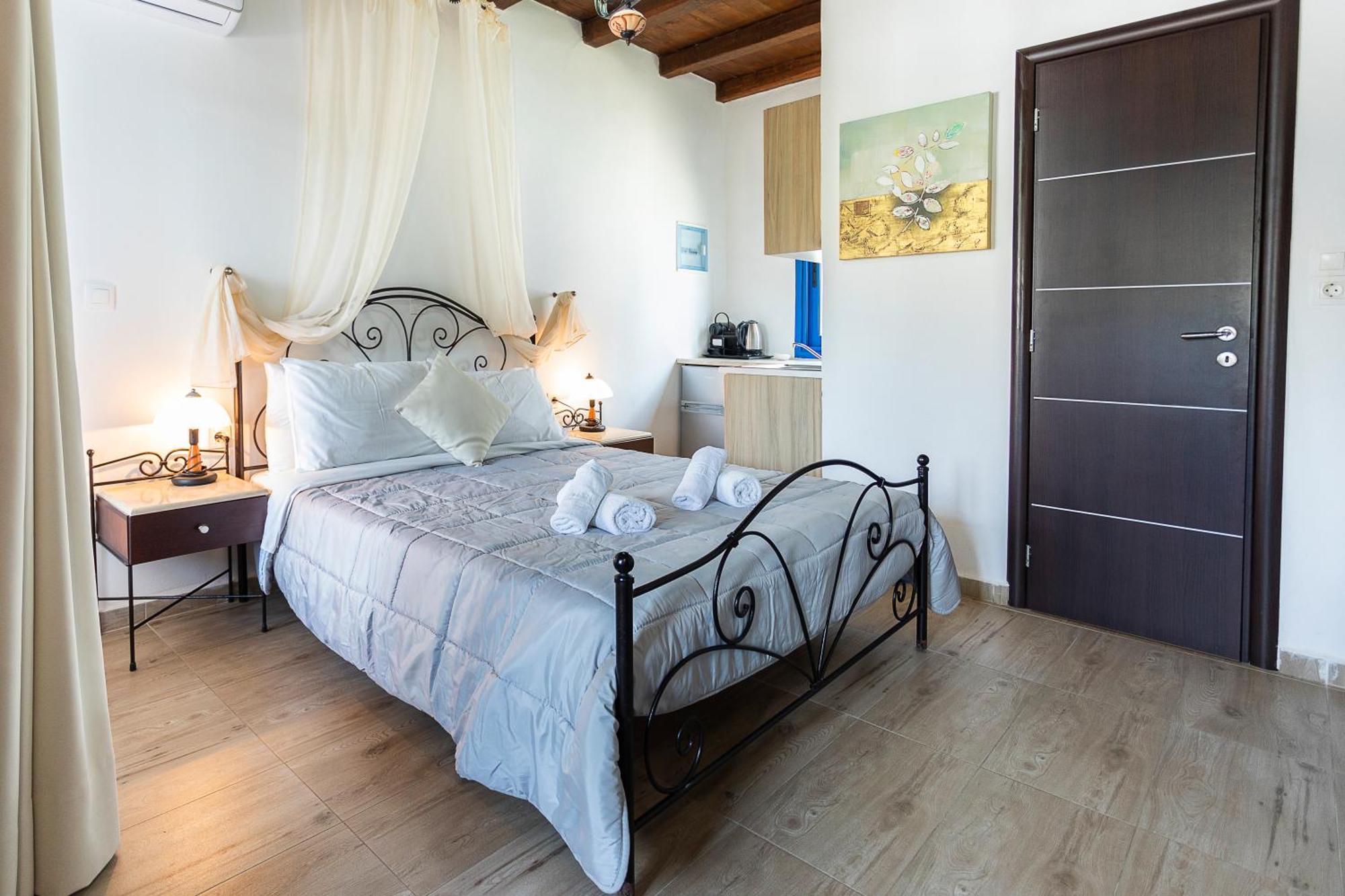 Vassilia On The Beach Serifos Livadakia Екстериор снимка