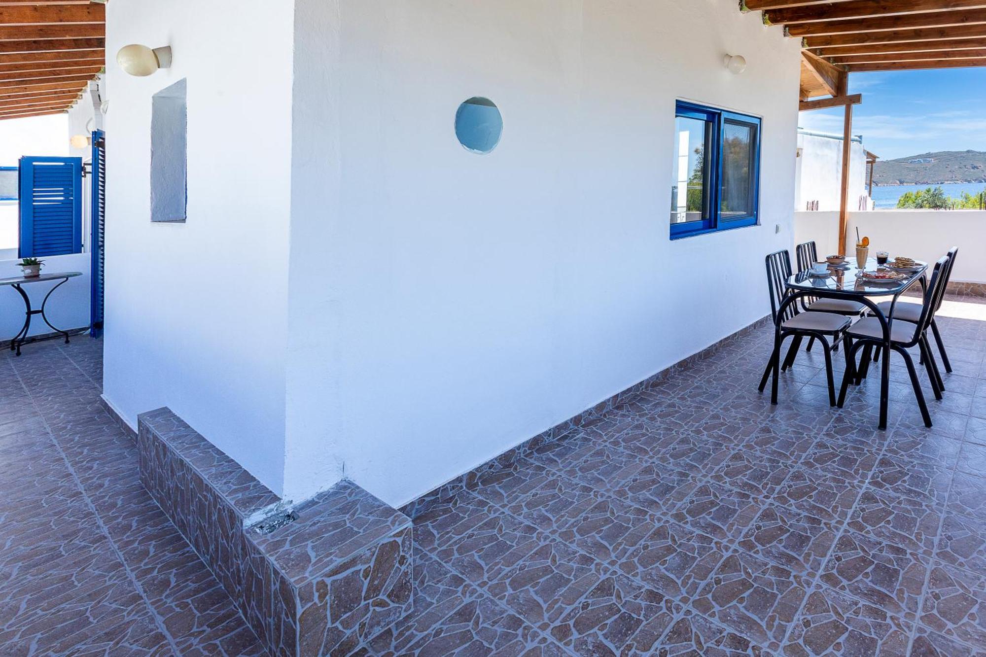 Vassilia On The Beach Serifos Livadakia Екстериор снимка