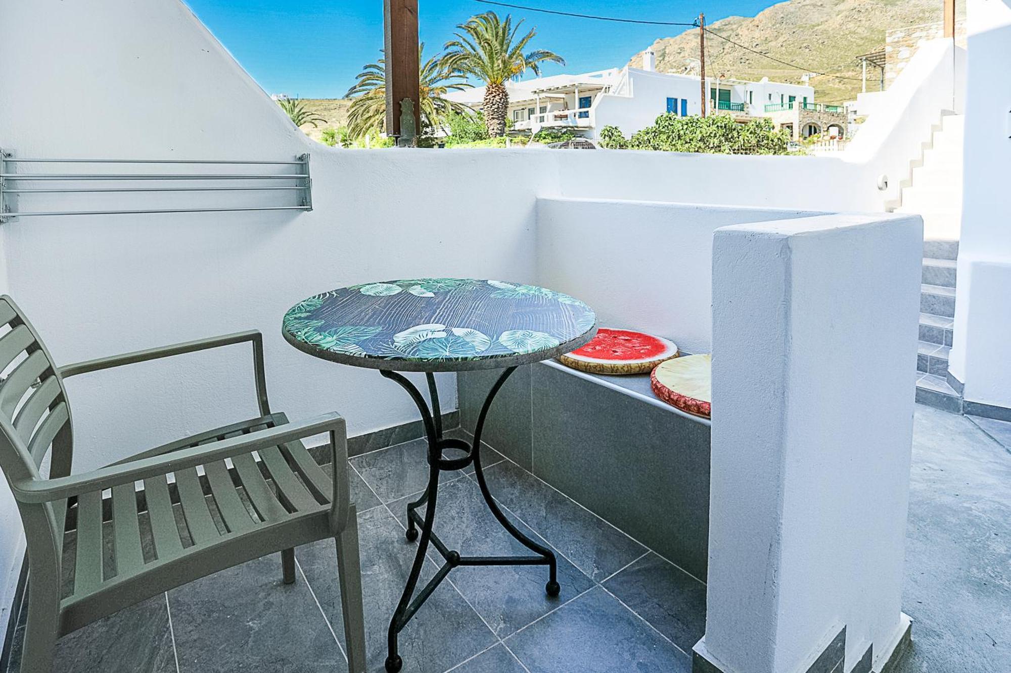 Vassilia On The Beach Serifos Livadakia Екстериор снимка