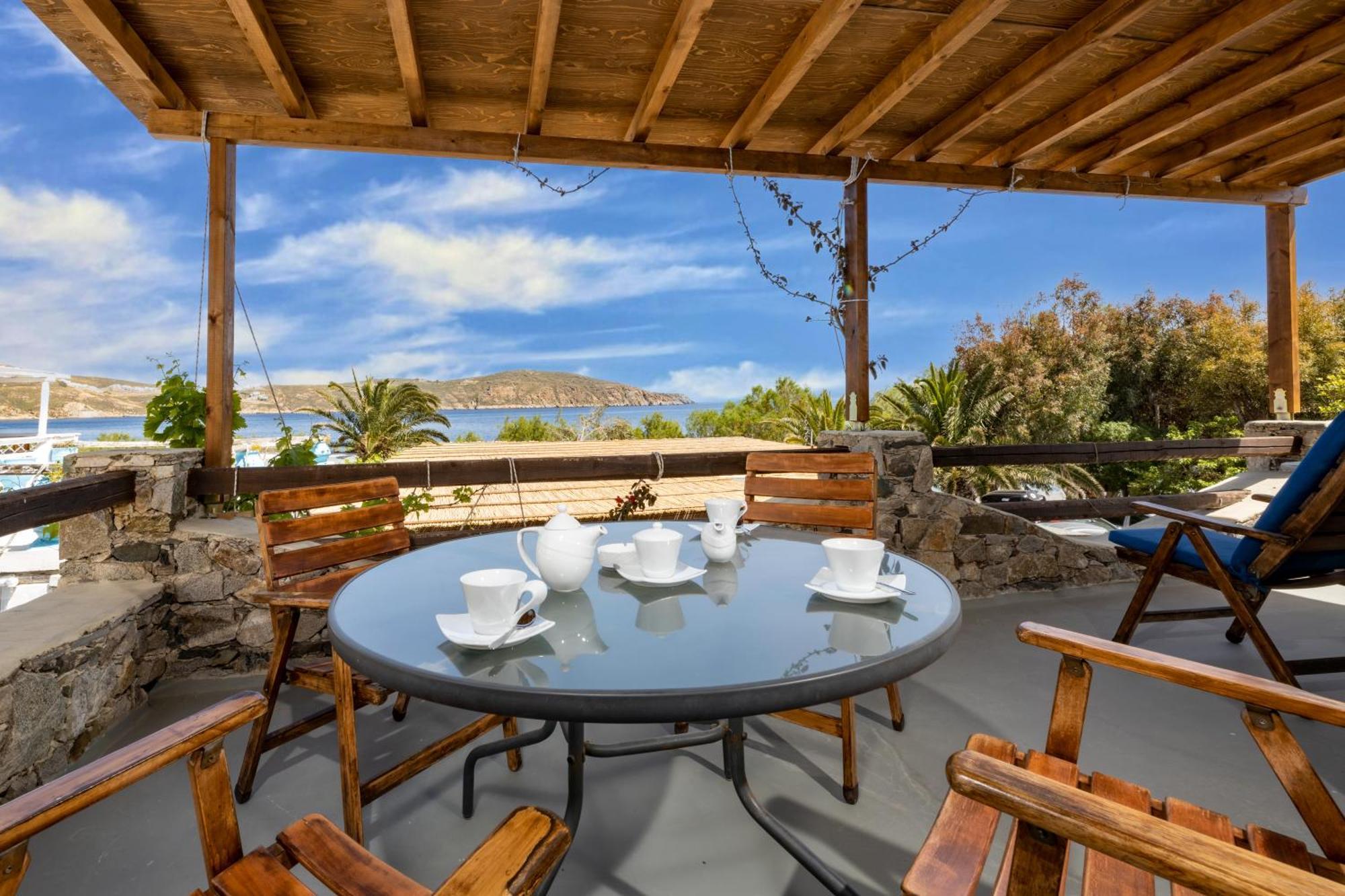 Vassilia On The Beach Serifos Livadakia Екстериор снимка