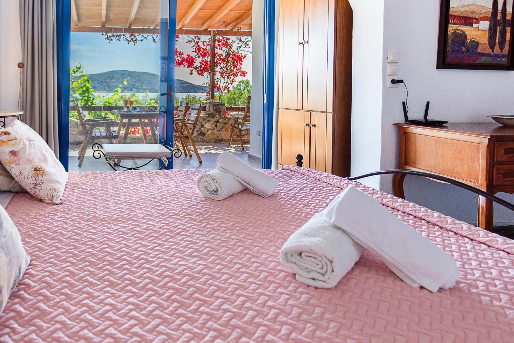 Vassilia On The Beach Serifos Livadakia Екстериор снимка