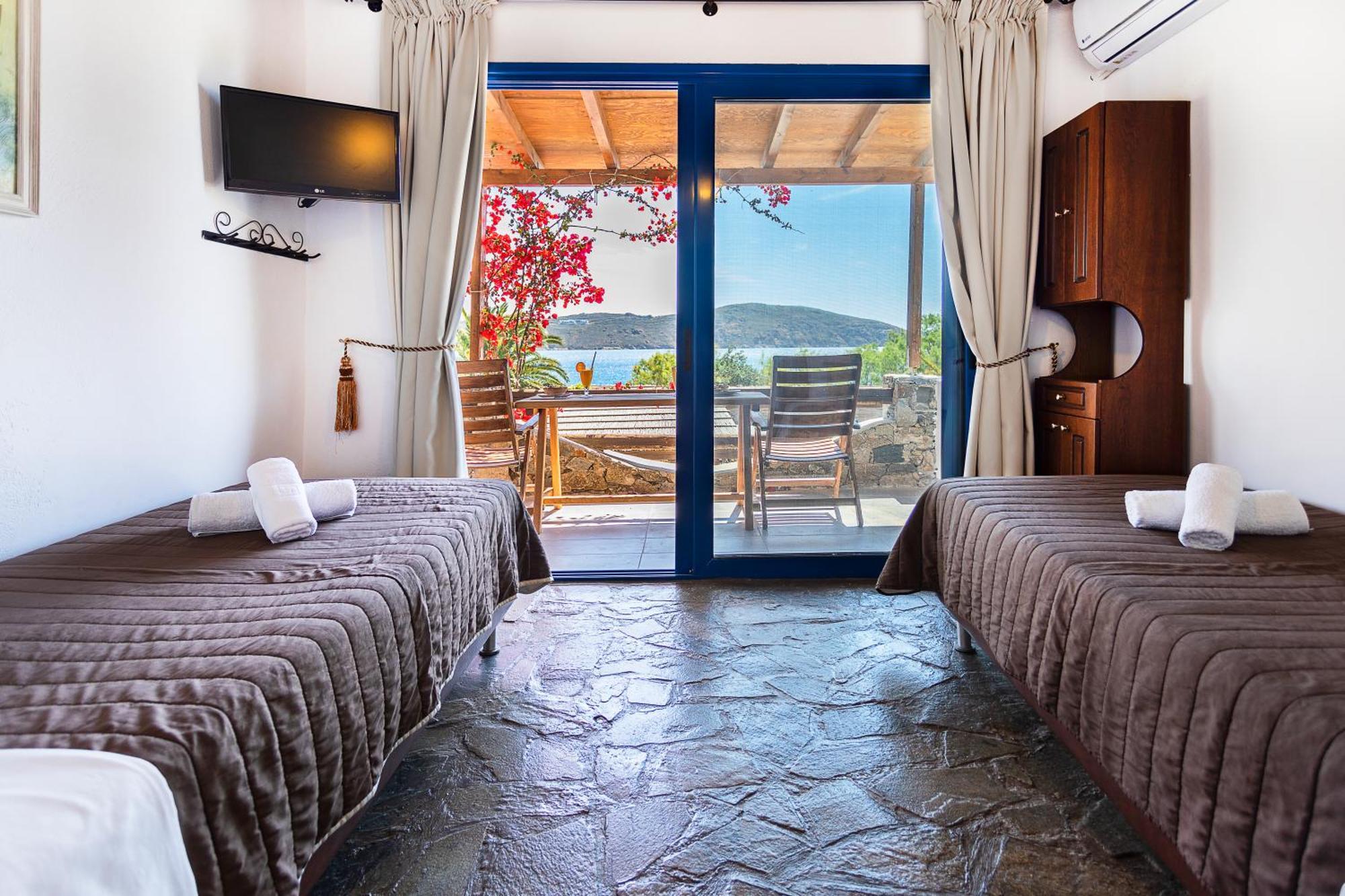 Vassilia On The Beach Serifos Livadakia Екстериор снимка